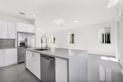 22555 SW 125th Ave #13A, Miami, FL 33170 - Photo 2