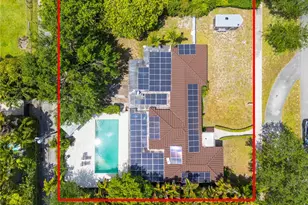 170 NW 105th St, Miami Shores, FL 33150 - Photo 6