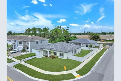 12901 SW 265th St, Homestead, FL 33032 - Photo 6