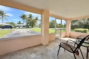 1698 NE 177th St, North Miami Beach, FL 33162 - Photo 16