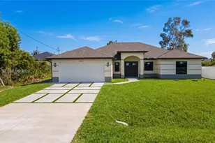 813 Bell Blvd S, Lehigh Acres, FL 33974 - Photo 1
