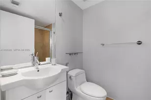 17201 Collins Ave, Sunny Isles Beach, FL 33160 - Photo 14