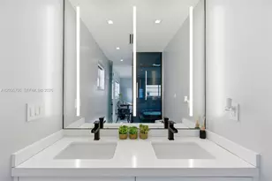 1428 Euclid Ave, Miami Beach, FL 33139 - Photo 12