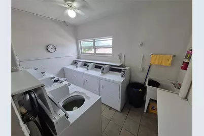 415 NE 2nd St #202, Hallandale Beach, FL 33009 - Photo 24