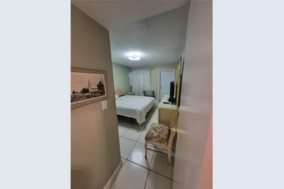 415 NE 2nd St #202, Hallandale Beach, FL 33009 - Photo 16