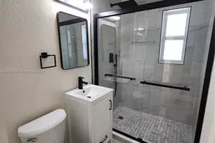 815 NE 134th St, North Miami, FL 33161 - Photo 12