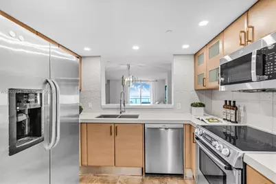 2101 Brickell Ave #306, Miami, FL 33129 - Photo 18