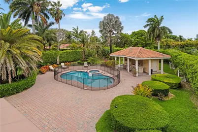 11071 SW 28th St, Miami, FL 33165 - Photo 46
