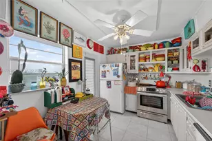 610 NE 12th Ave, Hallandale Beach, FL 33009 - Photo 8