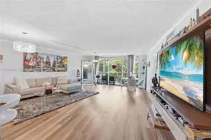 625 Oaks Dr, Pompano Beach, FL 33069 - Photo 16