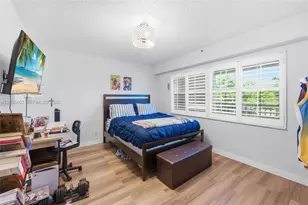 625 Oaks Dr, Pompano Beach, FL 33069 - Photo 24