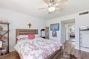 625 Oaks Dr, Pompano Beach, FL 33069 - Photo 20