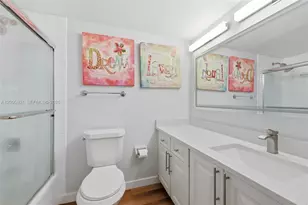 625 Oaks Dr, Pompano Beach, FL 33069 - Photo 22