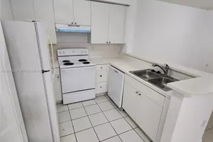 11060 SW 196th St, Cutler Bay, FL 33157 - Photo 2