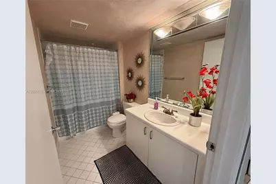 571 SW 141st Ave #208N, Pembroke Pines, FL 33027 - Photo 6