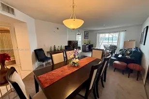 571 SW 141st Ave, Pembroke Pines, FL 33027 - Photo 12