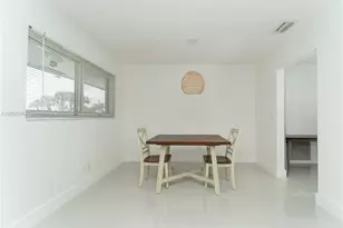 2260 Charleston St, Hollywood, FL 33020 - Photo 10
