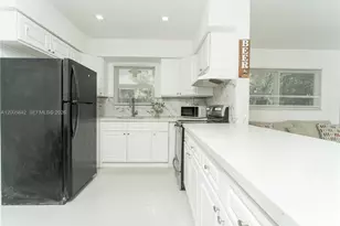 2260 Charleston St, Hollywood, FL 33020 - Photo 12