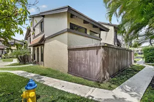 2360 Bayberry Dr, Pembroke Pines, FL 33024 - Photo 42