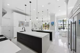 720 Isle of Palms Dr, Fort Lauderdale, FL 33301 - Photo 10