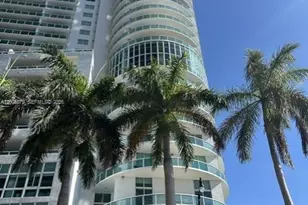 1800 N Bayshore Dr, Miami, FL 33132 - Photo 1
