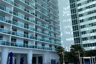 1800 N Bayshore Dr, Miami, FL 33132 - Photo 18
