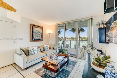 5900 Collins Ave #402, Miami Beach, FL 33140 - Photo 10