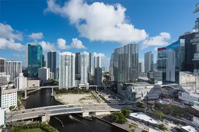 92 SW 3rd St #4612, Miami, FL 33130 - Photo 2