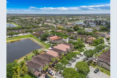 945 SW 154th Ct, Miami, FL 33194 - Photo 38