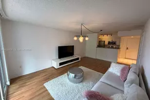 1155 Brickell Bay Dr, Miami, FL 33131 - Photo 6