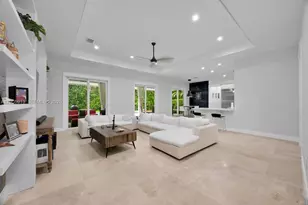 8020 SW 62nd Ave, Miami, FL 33143 - Photo 6