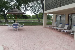 2320 S Cypress Bend Dr, Pompano Beach, FL 33069 - Photo 22