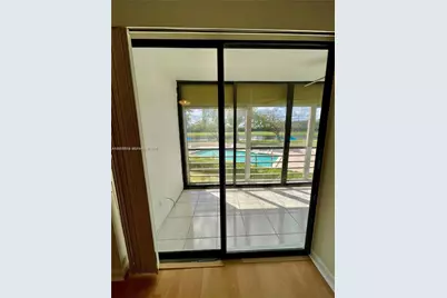 2320 S Cypress Bend Dr #204, Pompano Beach, FL 33069 - Photo 18