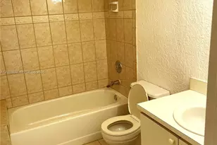 1100 Constitution Dr, Homestead, FL 33034 - Photo 24