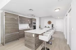 460 NE 28th St, Miami, FL 33137 - Photo 8