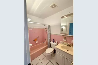 11 NE 204th St #23, Miami Gardens, FL 33179 - Photo 10