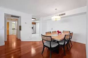 19101 NE 36th Ct, Aventura, FL 33180 - Photo 6
