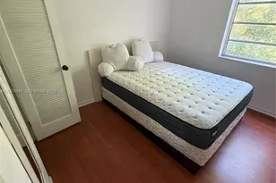 2201 Brickell Ave, Miami, FL 33129 - Photo 10