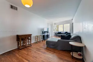 6941 Bay Dr, Miami Beach, FL 33141 - Photo 4