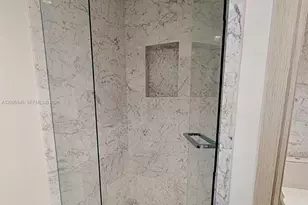 1000 Brickell Plaza, Miami, FL 33131 - Photo 30