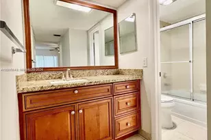 2320 S Cypress Bend Dr, Pompano Beach, FL 33069 - Photo 14