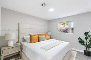 308 SW 14th St, Fort Lauderdale, FL 33315 - Photo 2