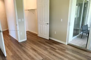 3600 Oaks Clubhouse Dr, Pompano Beach, FL 33069 - Photo 32