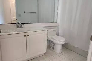 3600 Oaks Clubhouse Dr, Pompano Beach, FL 33069 - Photo 22