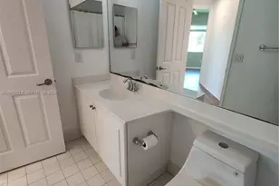3600 Oaks Clubhouse Dr, Pompano Beach, FL 33069 - Photo 76