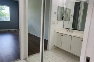 3600 Oaks Clubhouse Dr, Pompano Beach, FL 33069 - Photo 52