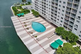 400 Kings Point Dr, Sunny Isles Beach, FL 33160 - Photo 8