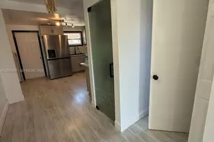 311 NW 32nd Ct, Miami, FL 33125 - Photo 16