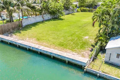 1051 NE 83rd St, Miami, FL 33138 - Photo 2
