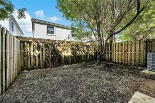 1435 SE 25th Ave, Homestead, FL 33035 - Photo 16
